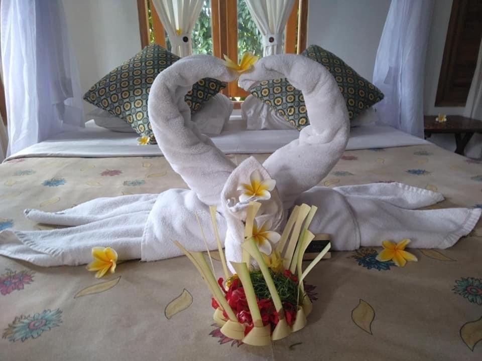 Hotel Omunity Bali Singaraja Esterno foto