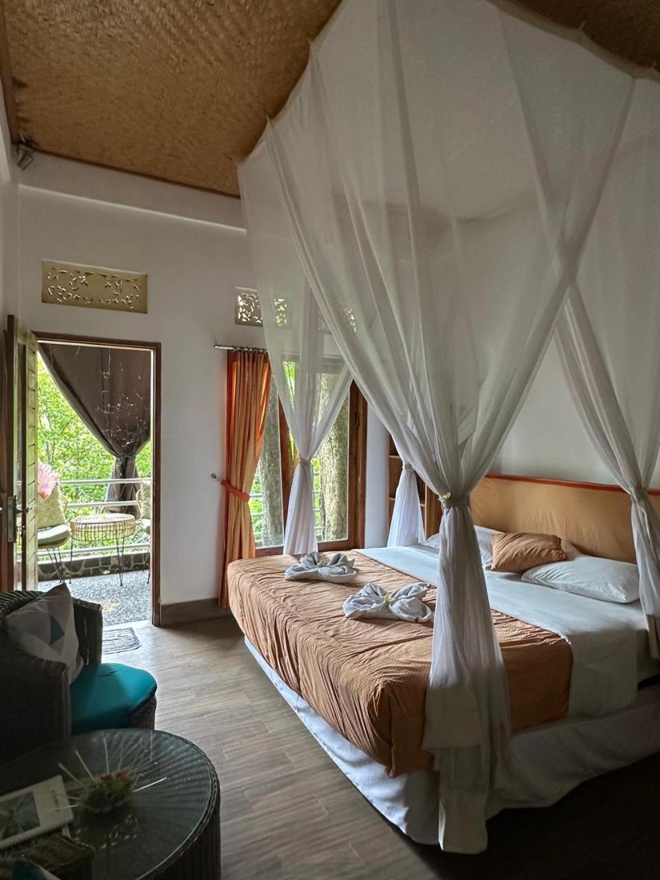 Hotel Omunity Bali Singaraja Esterno foto