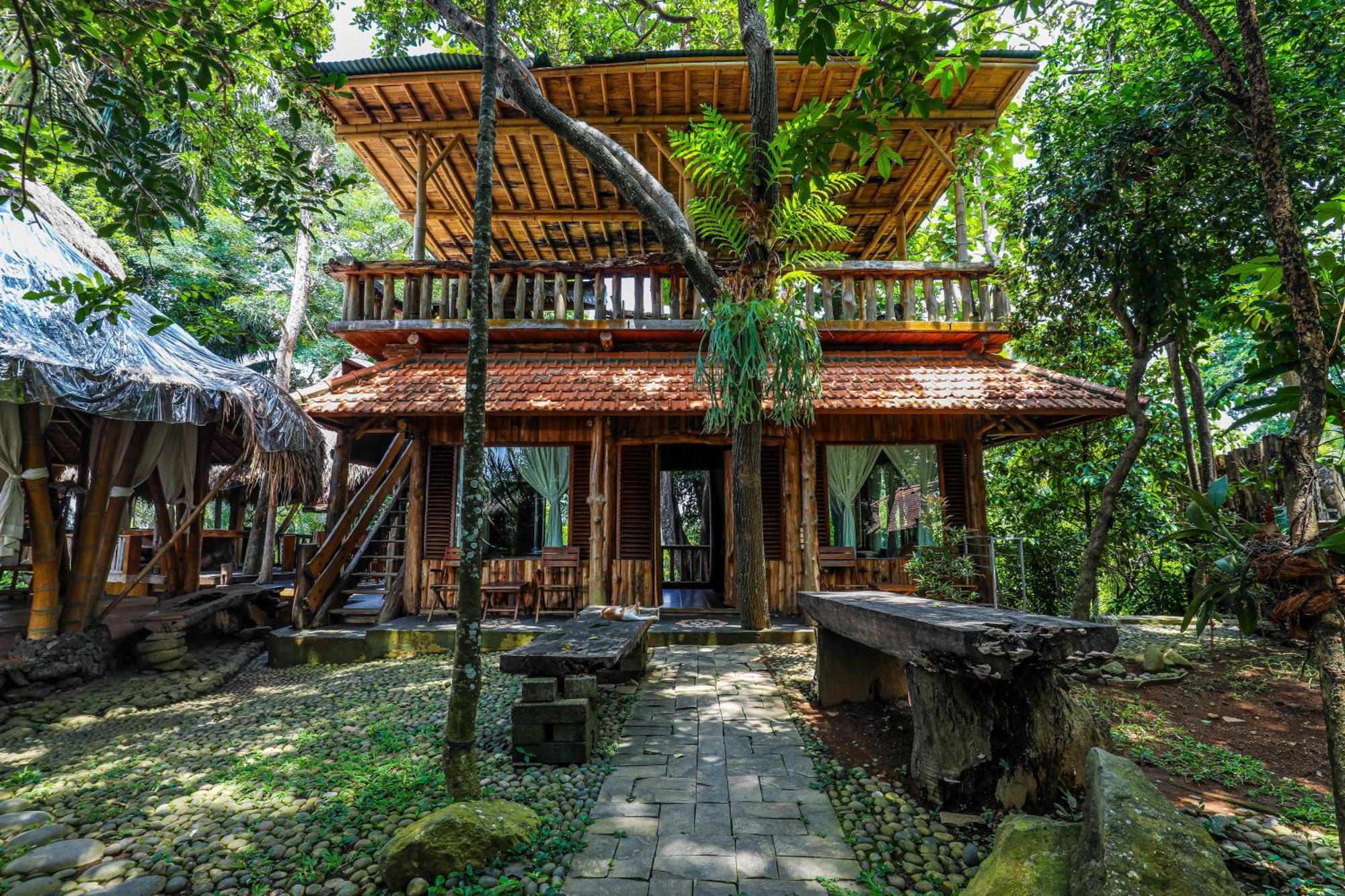 Hotel Omunity Bali Singaraja Esterno foto