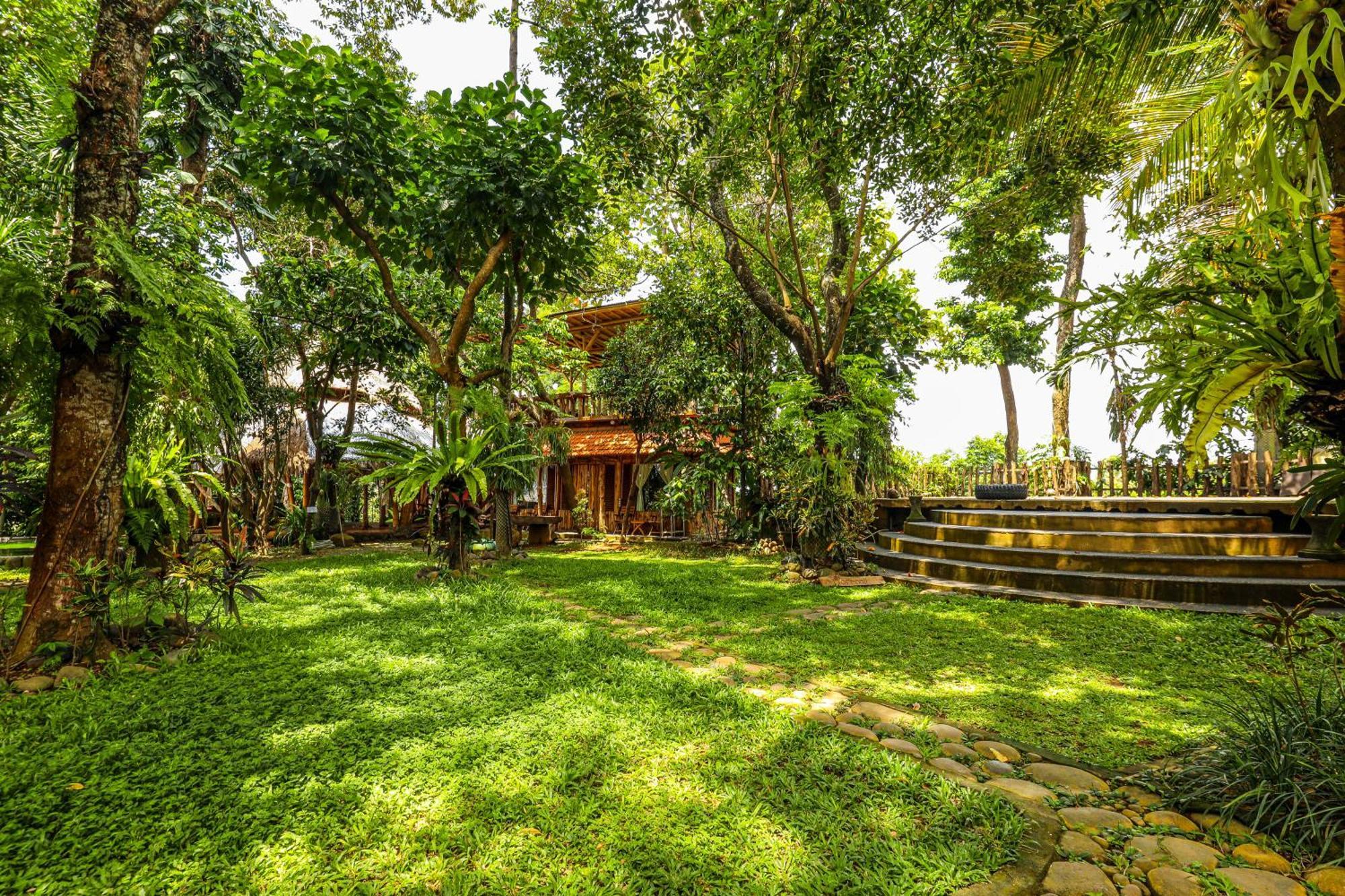 Hotel Omunity Bali Singaraja Esterno foto