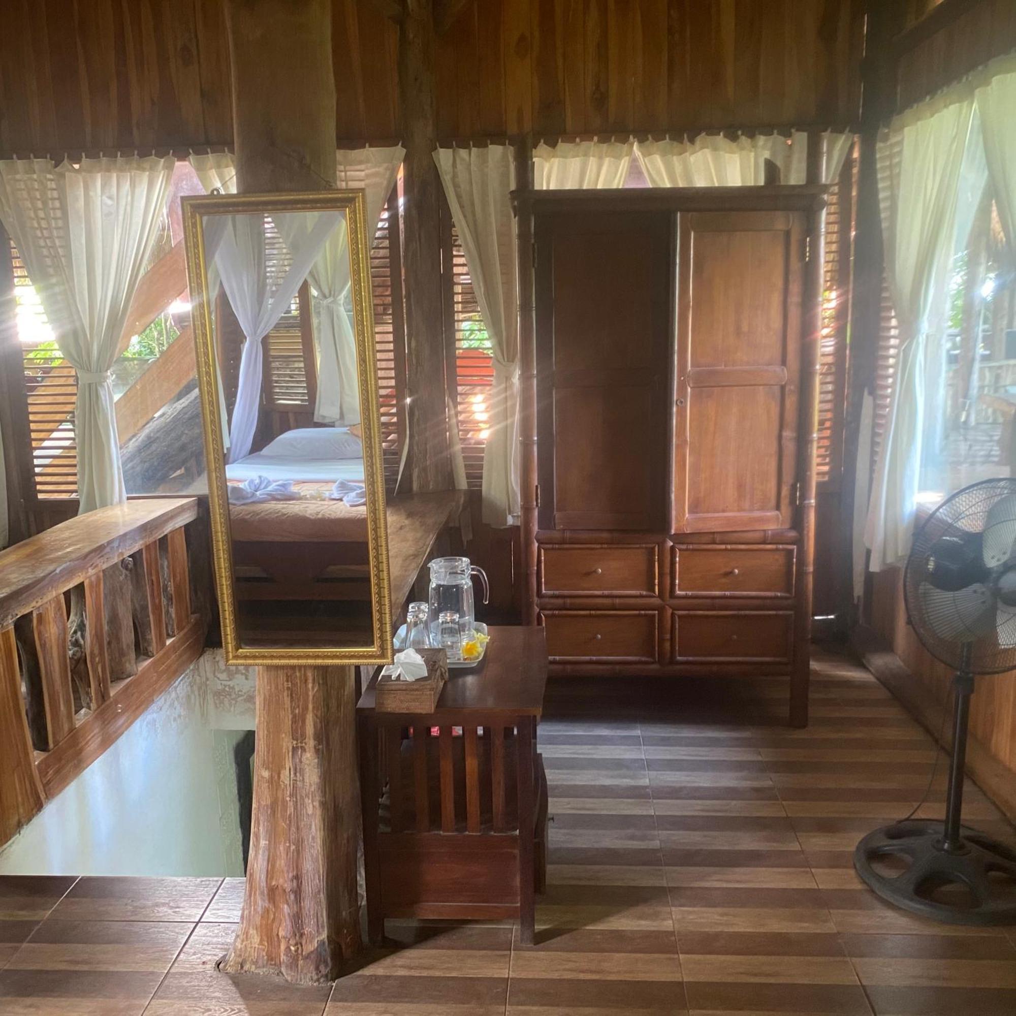 Hotel Omunity Bali Singaraja Esterno foto