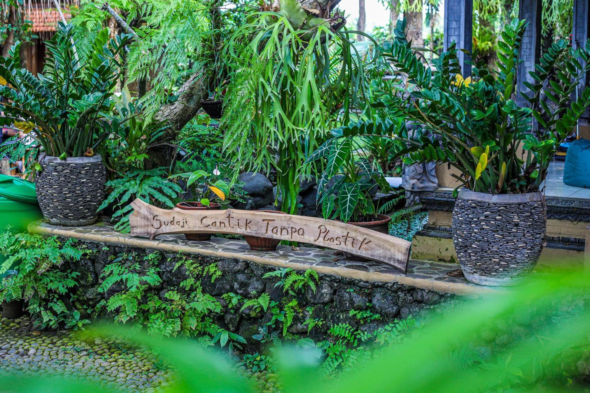 Hotel Omunity Bali Singaraja Esterno foto