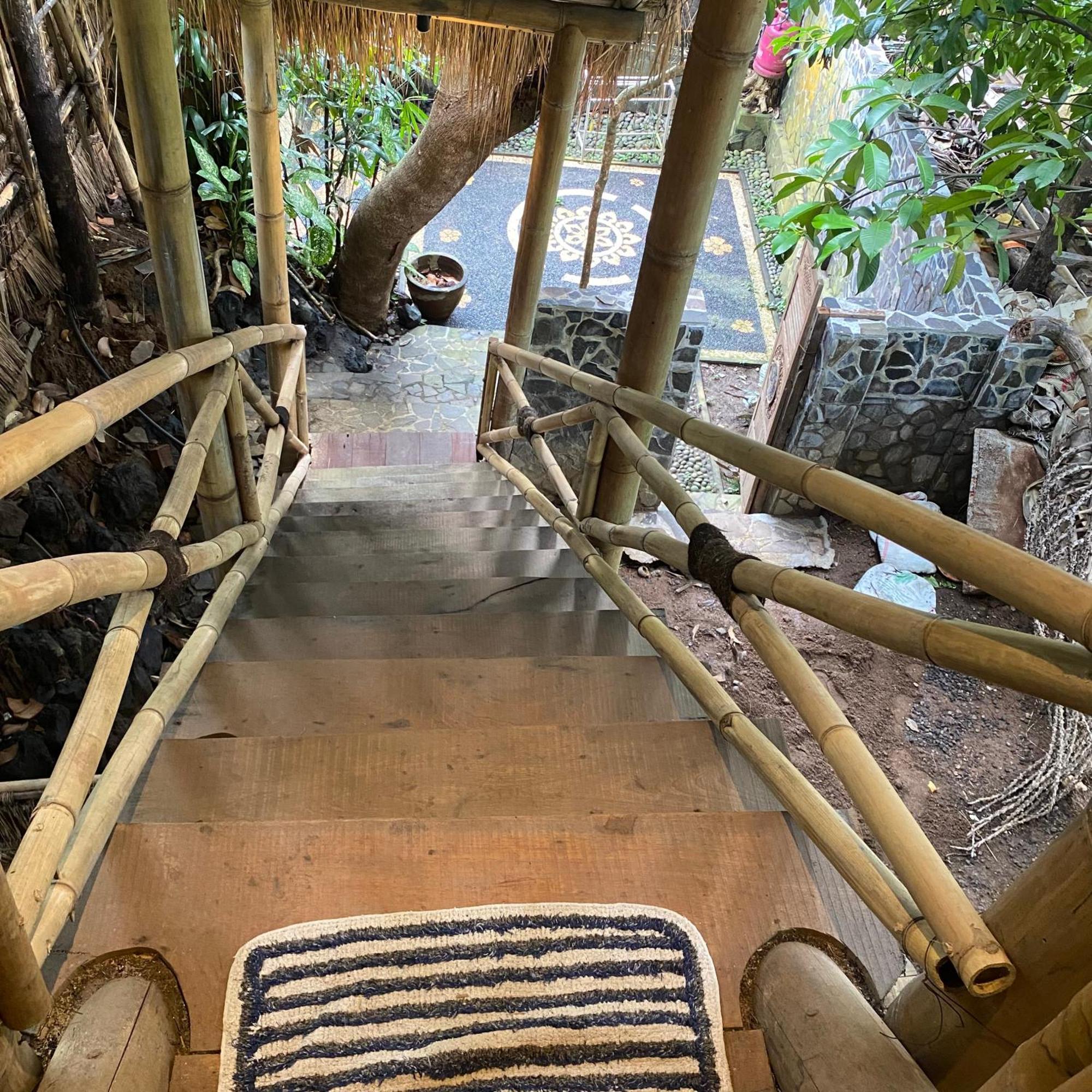 Hotel Omunity Bali Singaraja Esterno foto